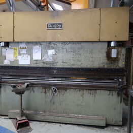 I.C. Nielsen VVS & Blik ApS *Del 1 - Hydraulisk Maskinsaks - Profilvalse - Hydraulisk Kantpresse m.m.*