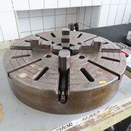 CNC-maskiner, drejebænke, værktøjer og tilbehør