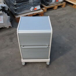 Paustian ApS Del 1 - *Stole - Borde - Skuffekasetter - HAY - EAMES - M.V.* - Hou