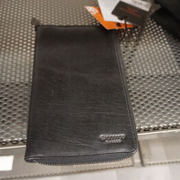 Lagrolet Collection ApS *Del 1 - Sko - Støvler - Tasker*