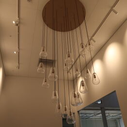 **LYNAUKTION** Aquaporin A/S *Del 7 - Opsamlingsauktion - Laboratorieudstyr - Varelager - Kontorinventar m.m.*