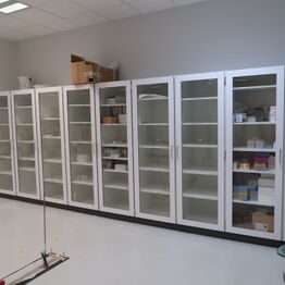 **LYNAUKTION** Aquaporin A/S *Del 7 - Opsamlingsauktion - Laboratorieudstyr - Varelager - Kontorinventar m.m.*