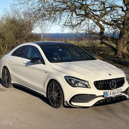 Mercedes-Benz CLA 200 AMG Line (MOMSFRI)