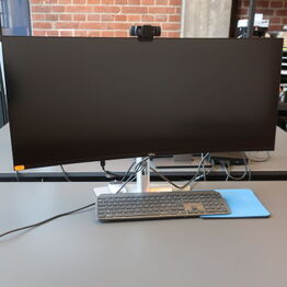 DEVCCO Danmark *Holmris kontormøbler, IT-udstyr, konferencemøbler m.v.*