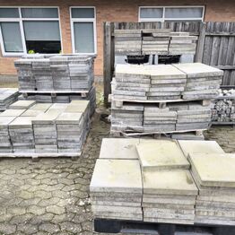 AMU Vest "Del 14" - Container, Belægningssten, kloarkrør mv.