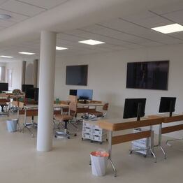 ByFlou.com ApS *Jyllandsvej Del 1 - Kontorinventar*