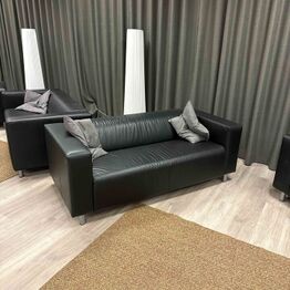 Overskud og Vin fra Ærtefabrikken, Odense