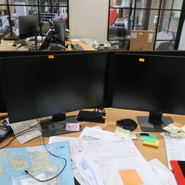 Fyns Hvidevare Levering ApS *Del 2 - Kontorinventar - Elektronik m.m.*