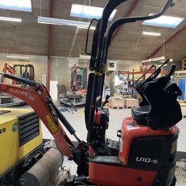 Maskiner fra leasingselskab