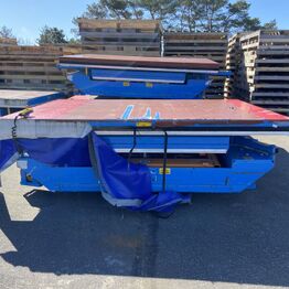 Samleauktion Hou - April