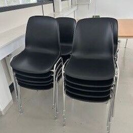 Flytteauktion *Pallereoler - Ventilationsanlæg - Symaskiner m.m.*