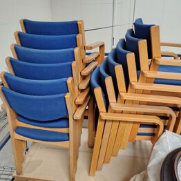 Lynauktion over stole mv.