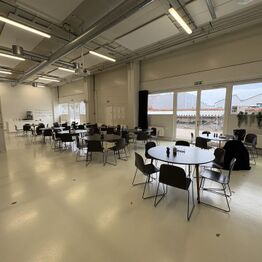 Aquaporin A/S *Del 2 - Kontorinventar - Elektronik - Designmøbler af MUUTO, VITRA, HERMAN MILLER, &TRADITION m.fl.*