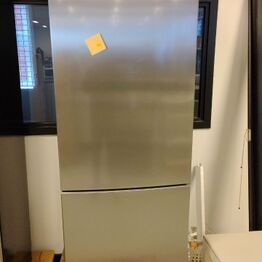 Køle-/fryseskabe, vinkølere og kølediske