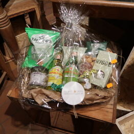 Blomst & Gren ApS *Del 1 - Gavekurve - Planter - Butiksinventar m.m.*