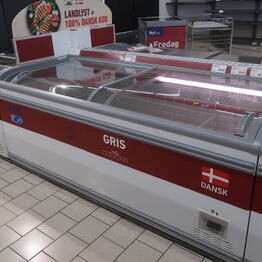 Overskud fra tidl. dagligvarebutik (ALDI) *Bakeoff ovne, køle/fryseenheder, salgsdisplays m.v.*