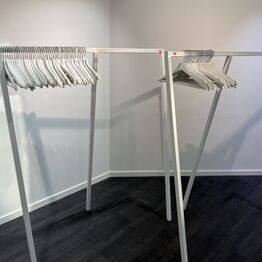 Butiks Inventar & Varelager SneakerBob