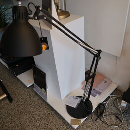 EL-DORADO ApS *Del 3 - Lamper - LE KLINT - PANTON - FRITZ HANSEN m.fl.*
