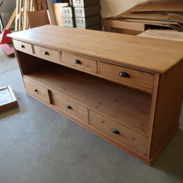 ByFlou.com ApS - Skive *Pallereoler & Købmandsdiske m.m.*