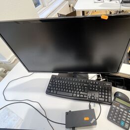 LYNAUKTION Kontor Inventar