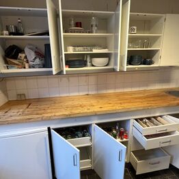 LYNAUKTION Kontor Inventar