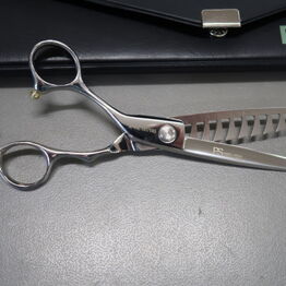 Frisør Support ApS - Frisørsakse fra PS Nielsen (DEL 2)