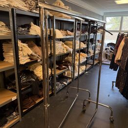 LYNAUKTION: Aaberg Copenhagen *Inventar fra webshop*