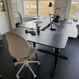 LYNAUKTION: Aaberg Copenhagen *Inventar fra webshop*