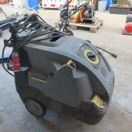 Claus Kusk Jensen Under Konkurs * Maskiner, Værktøj mv.* Del 1