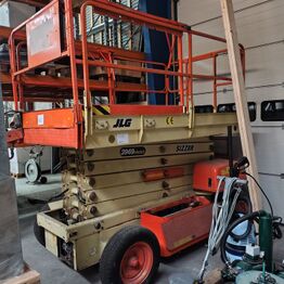 Aqua-Tech del 9, Trucks og lagerreoler