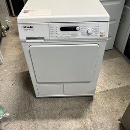 Overskud fra Hvid-El Vinkøleskabe og hvidevarer