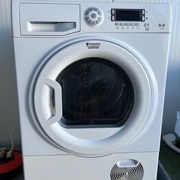 Overskud fra Hvid-El Vinkøleskabe og hvidevarer