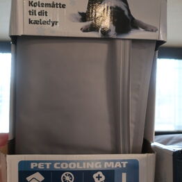 Petfood Trading Wholesale ApS *Udstyr, legetøj og fodder til hund, kat og hest*