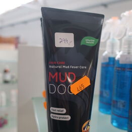 Petfood Trading Wholesale ApS *Udstyr, legetøj og fodder til hund, kat og hest*