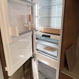 Form Plus+ ApS* Køkkener, Kontorinventar, Hvidevarer mv.