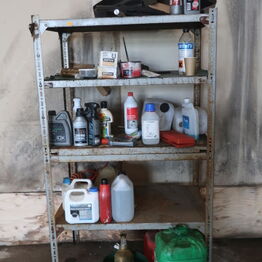 Thors Kaffe og Snack *Køretøjer, kontorinventar, kaffemaskine m.v.*