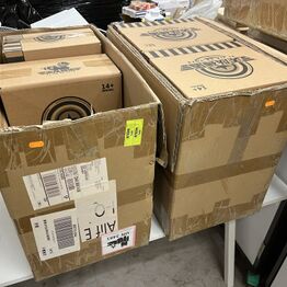 Legetøj i salgsæsker, ubrugt