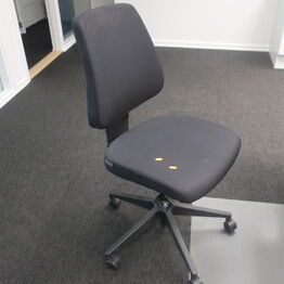 **LYNAUKTION** Arkitekttegnestuen Tauman ApS