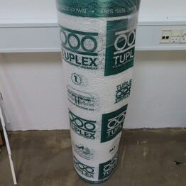 Byggematerialer, varepartier, hus og have mv.