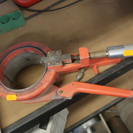 Kjellerup En3prenøren *Gravemaskiner, trailere, entreprenørmateriel m.v.*