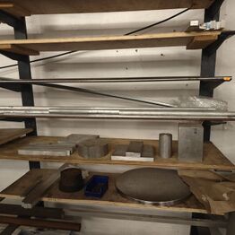 Maskiner, Materialer og værktøj til dæk og fælge