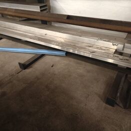 Maskiner, Materialer og værktøj til dæk og fælge