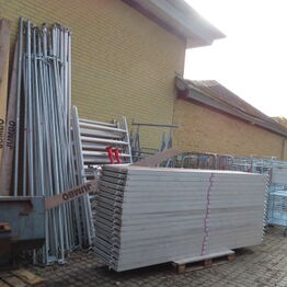 Stillads, stentang & frontlæsserskovl