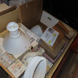 Overskudsauktion fra Kingo, Autoreservedele, Køkken og Bad