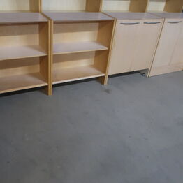 Skabe, stole, reoler - Fritz hansen m.fl. - Sorø