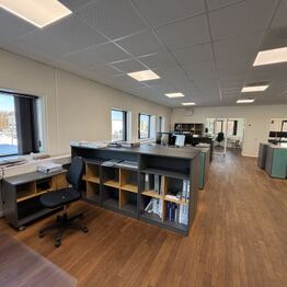 DP-Ventilation A/S *Del 4 - Kontorinventar - Designmøbler - Elektronik m.m.*