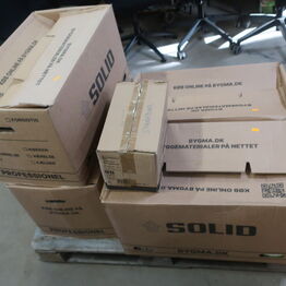 Montana reoler, Paustian, Fritz hansen, tatovør butik, borde, stole m.m. - Sorø