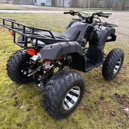 ATV 250cc model med 15 HK benzinmotor,