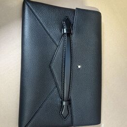 House of Excellence *Del 4* - Kufferter & tasker MONTBLANC