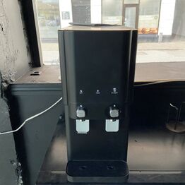 Barber Akademiet Reberbansgade *LYNAUKTION*